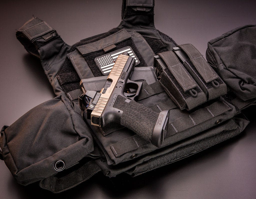 個人装備 Genuine TAG Multi Caliber Pistol Pouch TAG Multi-Caliber MOLLE Pistol Pouch Double Mag Carrier Military
